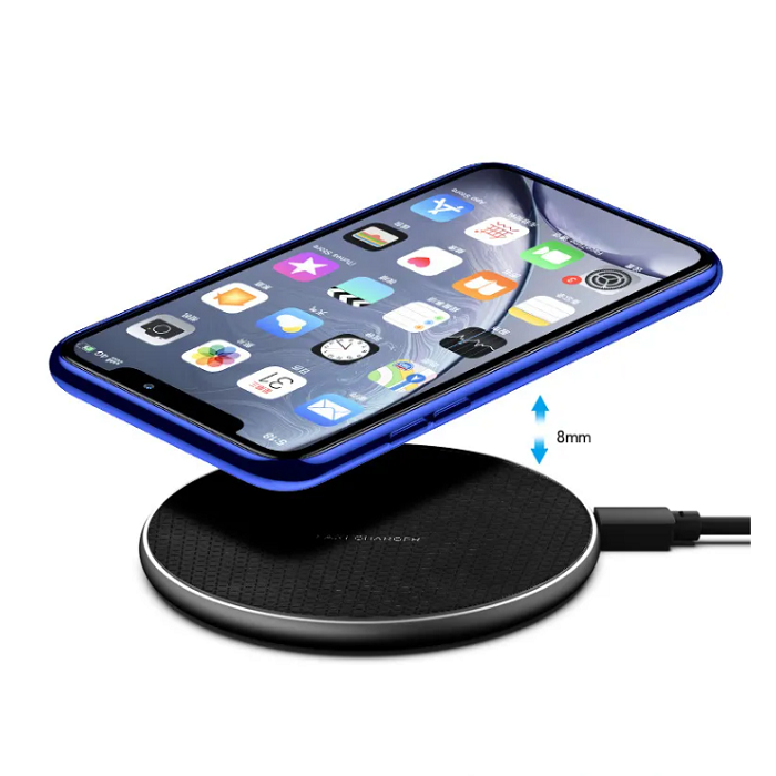 Brezžični polnilec Fast Charger - Črna