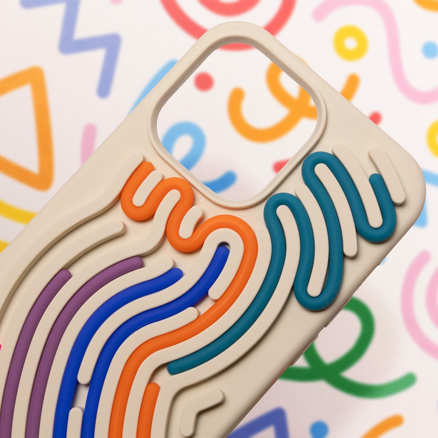 Snake silikonski ovitek za iPhone 17 6,3" - bež