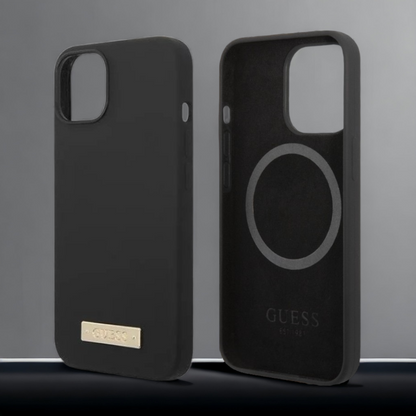 Silikonski ovitek Guess "Metal Logo" za iPhone 14 Pro z MagSafe tehnologijo - črn (GUHMP14LSBPLK)