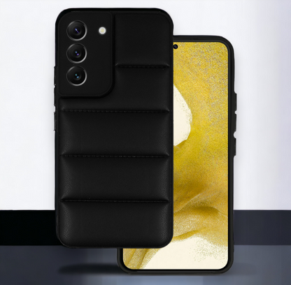 Silikonski ovitek "Striped Leather 3D" za Samsung Galaxy S22 - črna – Infostyle – Črna / PU usnje + PC