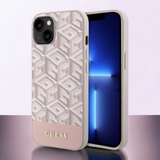 Ovitek Guess "Cube PINK" za iPhone 13/14/15 s tehnologijo MagSafe (GUHMP13MHGCFSEP; GUHMP14SHGCFSEP) – Svetlo roza / TPC