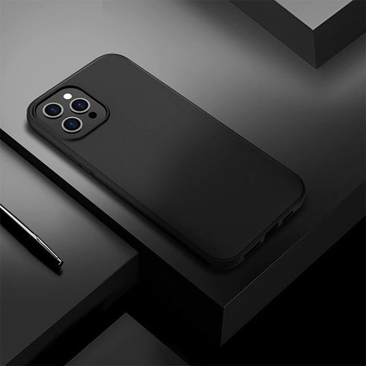 Silikonski ovitek "Matt" za iPhone 12/12 Pro - Črna