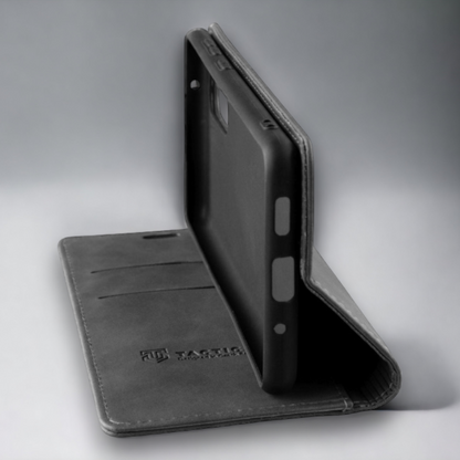 Preklopna torbica Tactical "XProof Pro" za Realme GT2 Pro - črna
