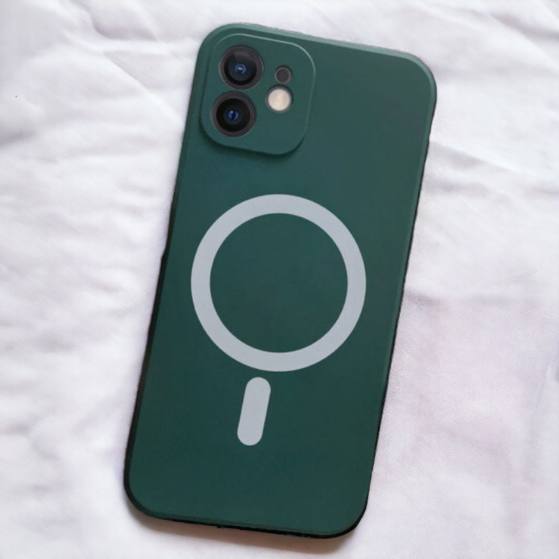 Silikonski ovitek "MagColor" s tehnologijo MagSafe za iPhone 13