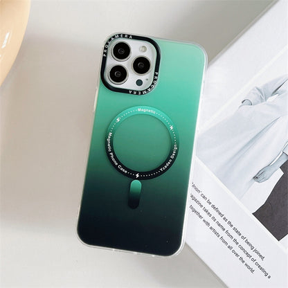 Silikonski ovitek "Magnetic" s tehnologijo MagSafe za iPhone 14 – Infostyle – Črna / PC + TPU silikon