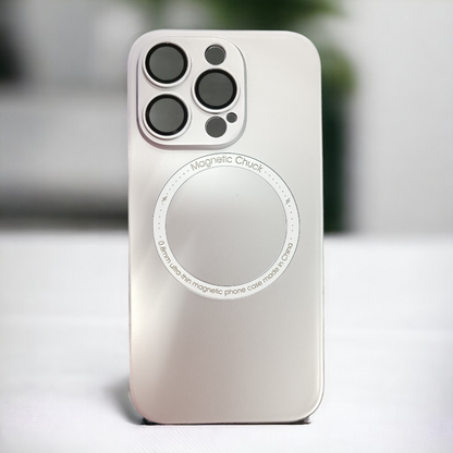 Silikonski ovitek "Chuck" s tehnologijo MagSafe za iPhone 14 Pro – Infostyle – Srebrna / PC
