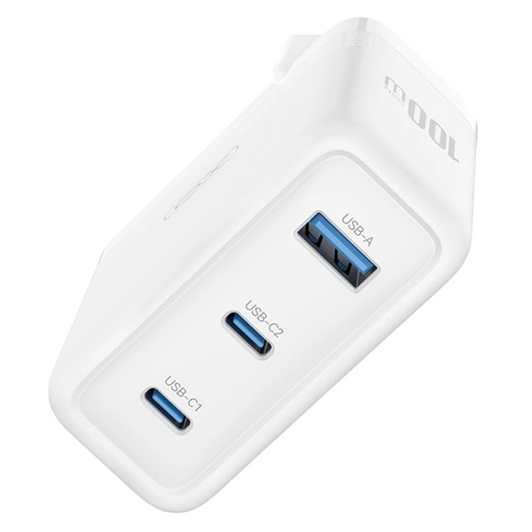 XO CE35 100W PD stenski polnilnik z 2x USB‑C in 1x USB‑A v beli barvi1