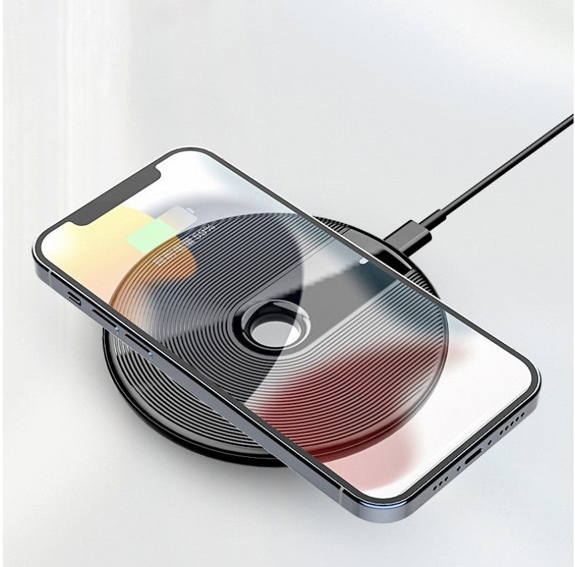 Brezžična polnilna postaja za hitro polnjenje – Infostyle