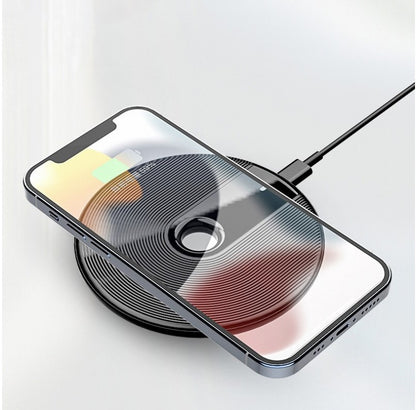 Brezžična polnilna postaja za hitro polnjenje – Infostyle