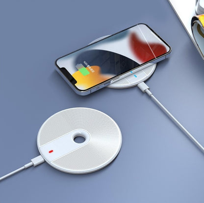 Brezžična polnilna postaja za hitro polnjenje – Infostyle